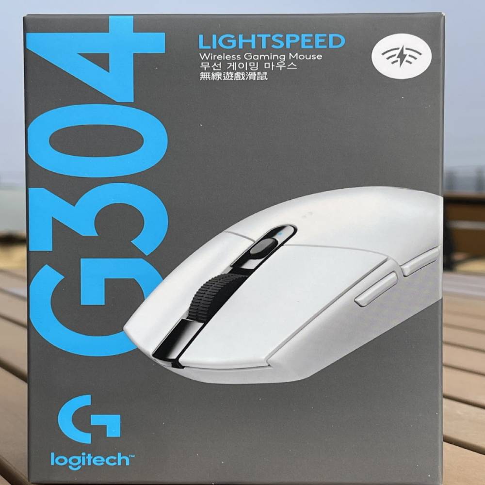 로지텍 G304 LightSpeed 무선 게이밍 마우스 화이트